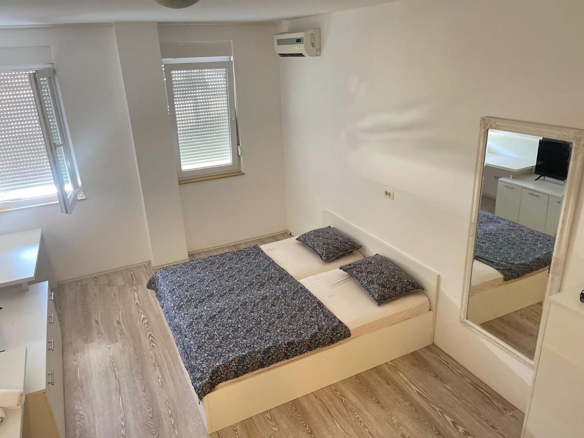 City Apartments モスタル エクステリア 写真
