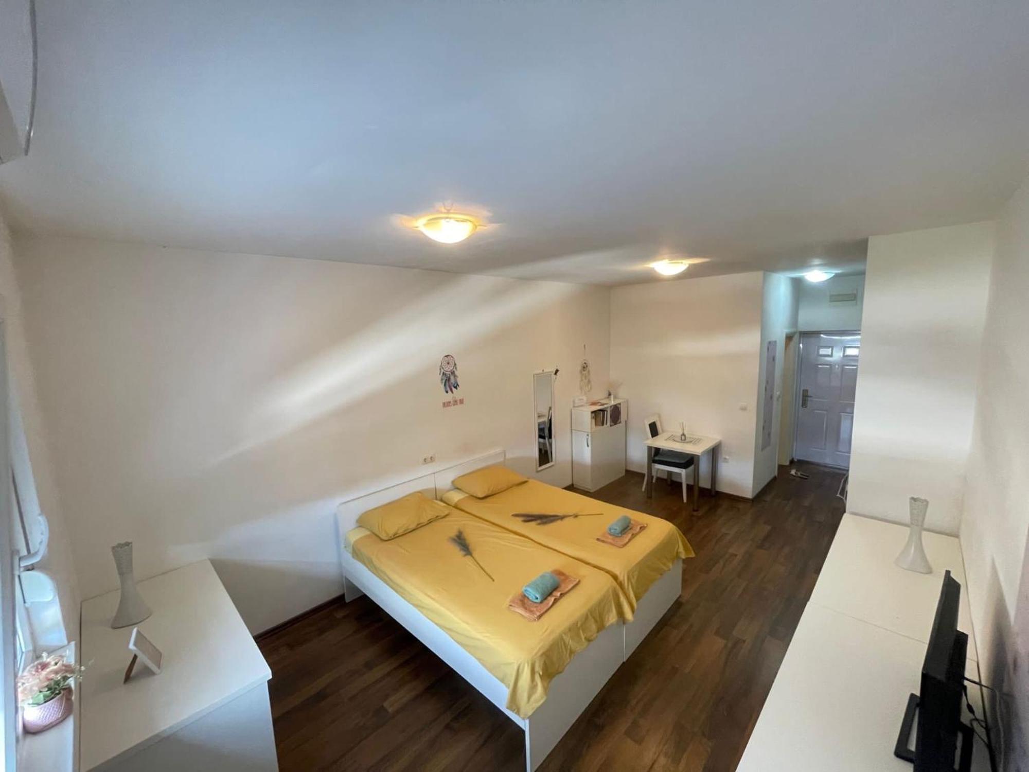 City Apartments モスタル エクステリア 写真